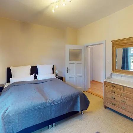 Appartement Wohlfuehl Haus Schillerstrasse - Zentrumsnaehe, Boxspringbett, Kueche